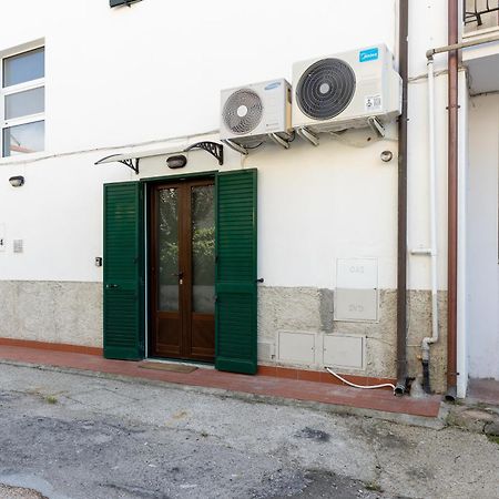 Pisa Bright Apartment Near The Airport Exterior foto